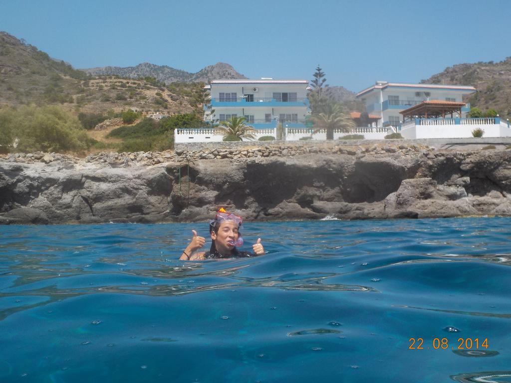 Cypriana Apartments Makrýgialos Eksteriør bilde