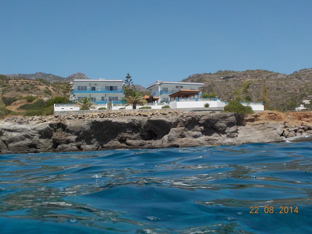 Cypriana Apartments Makrýgialos Eksteriør bilde