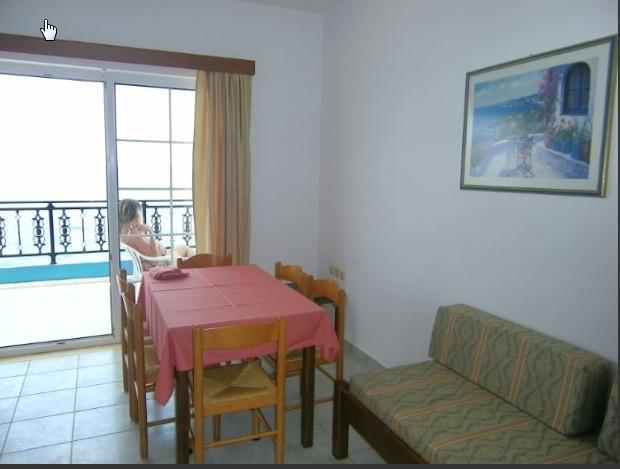 Cypriana Apartments Makrýgialos Eksteriør bilde